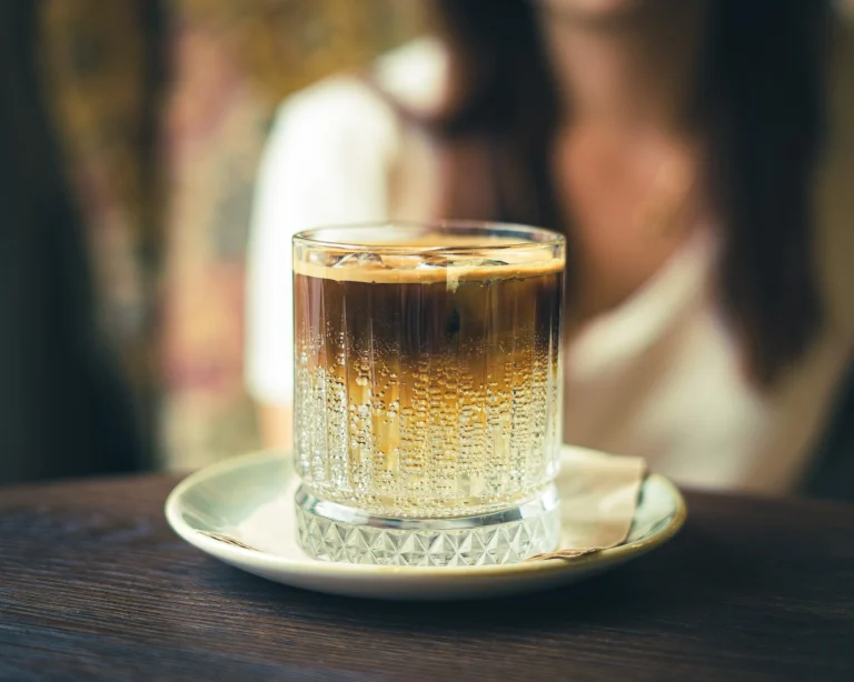 Espresso tonic