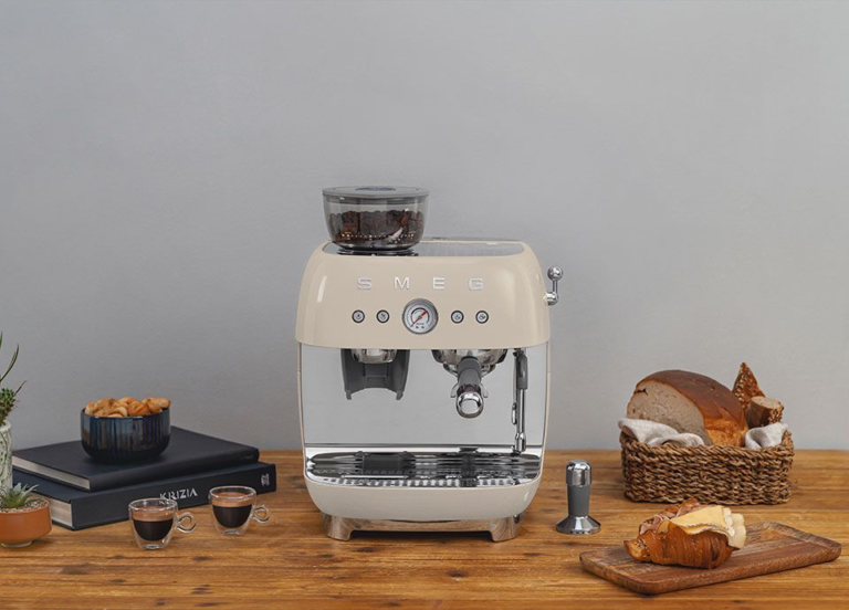 SMEG EGF03 review