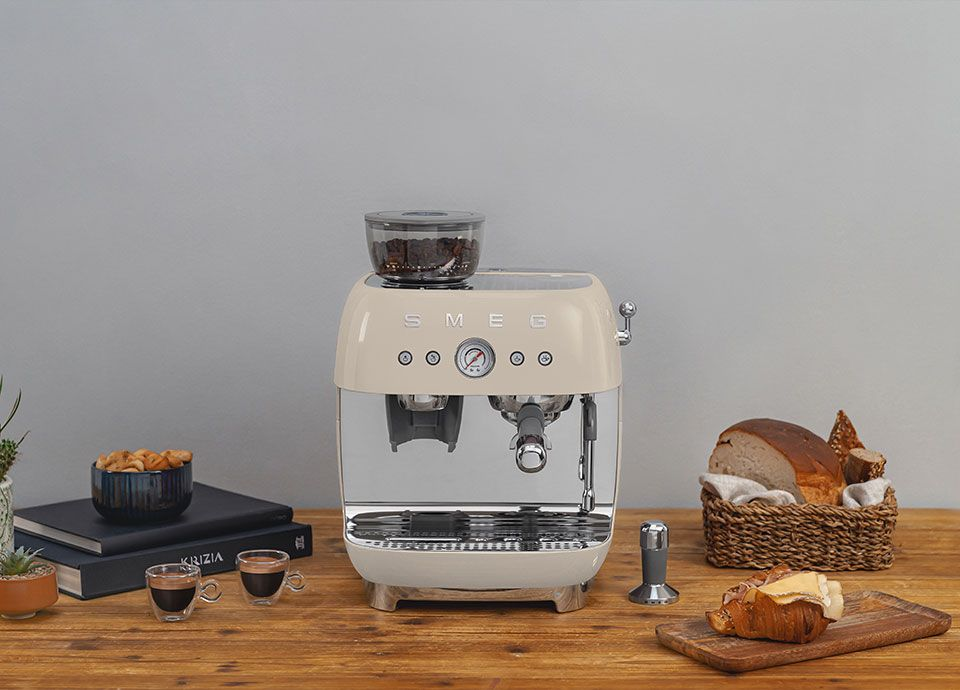 SMEG EGF03 review