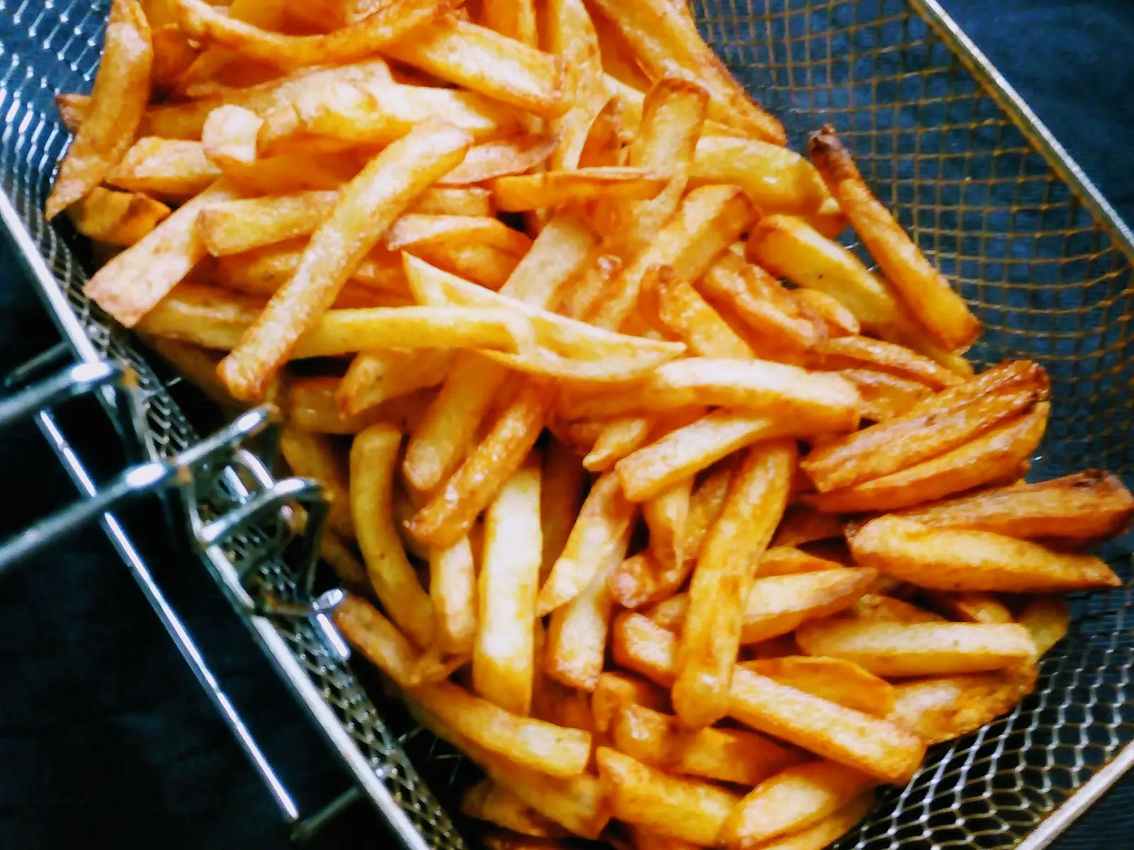 Frieten uit de frituurpan
