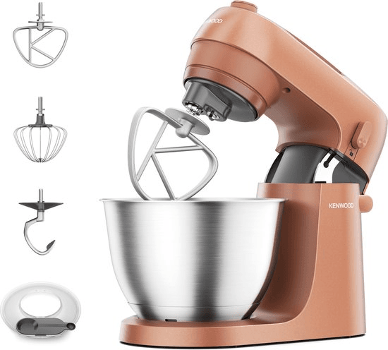 Kenwood Chef keukenmachine in roze limited edition tijdens test met 2kg brooddeeg, stopwatch toont verwerkingstijd
