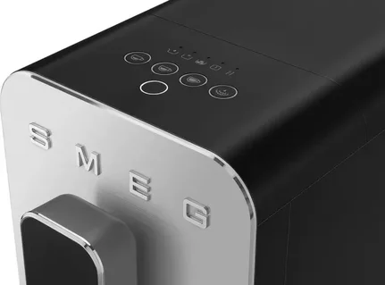 De SMEG BCC02 koffiemachine instellen